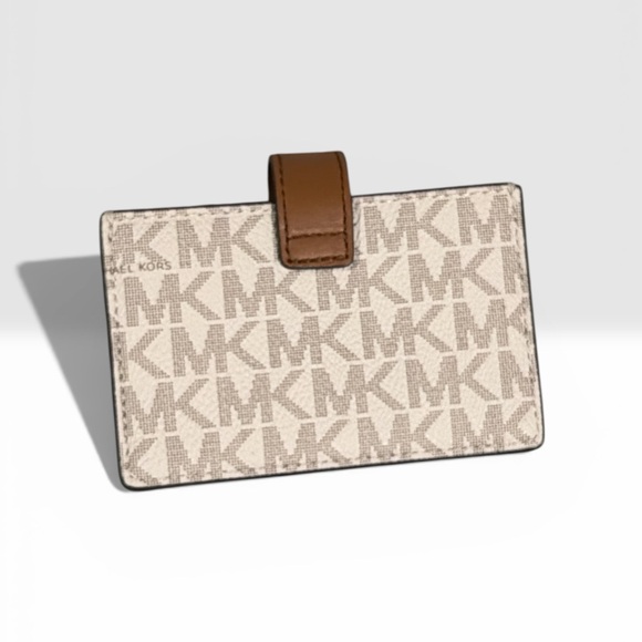 Michael Kors Jet Set Travel Accordion Card Holder - Picture 3 of 7